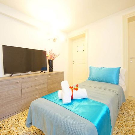 Sant'Aponal Apartment Rialto Βενετία Εξωτερικό φωτογραφία